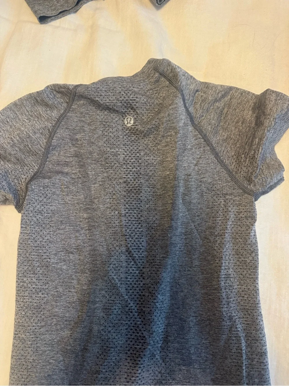 Lululemon swiftly tech short sleeve
